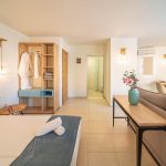 Rainbow Apartments15